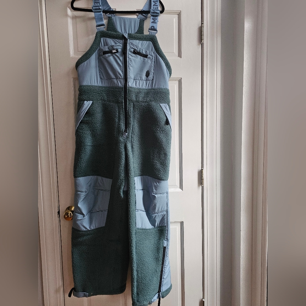 Free People Movement Hit The Slopes Overalls.  New with tag - Picture 9 of 12